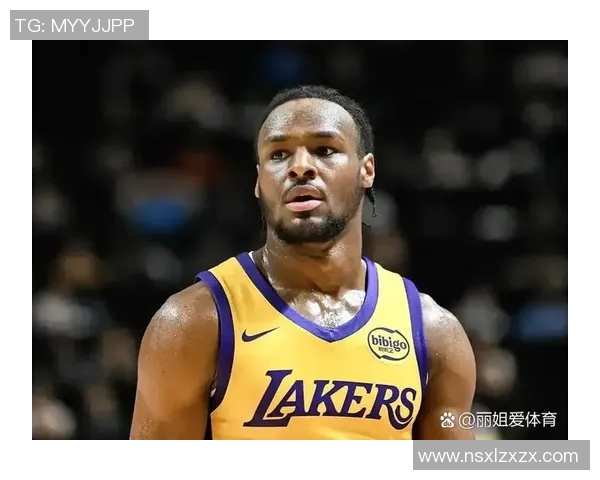 夏季联赛精彩对决湖人队与骑士队的巅峰较量回顾与分析